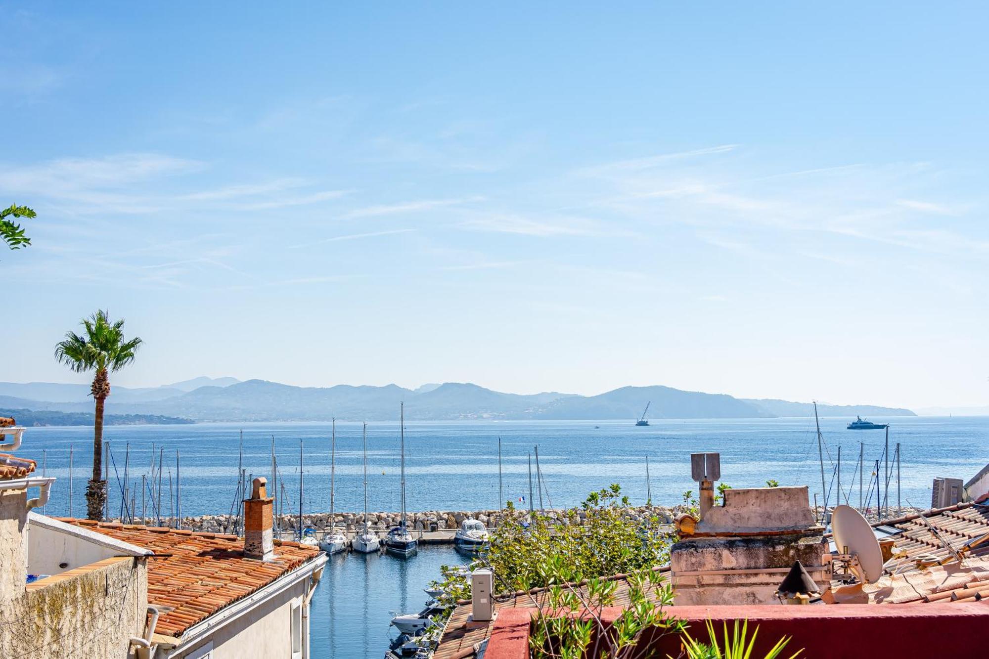 Casa Azul - Magnifique Duplex Coeur Historique 4 Chambres Avec Terrasse Vue Mer La Ciotat Exterior photo